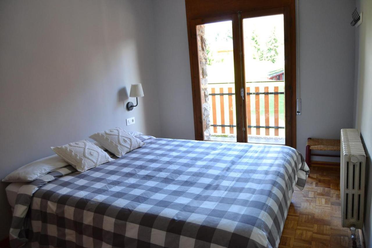 Amplio Apartamento Con Piscina En ييفيا المظهر الخارجي الصورة